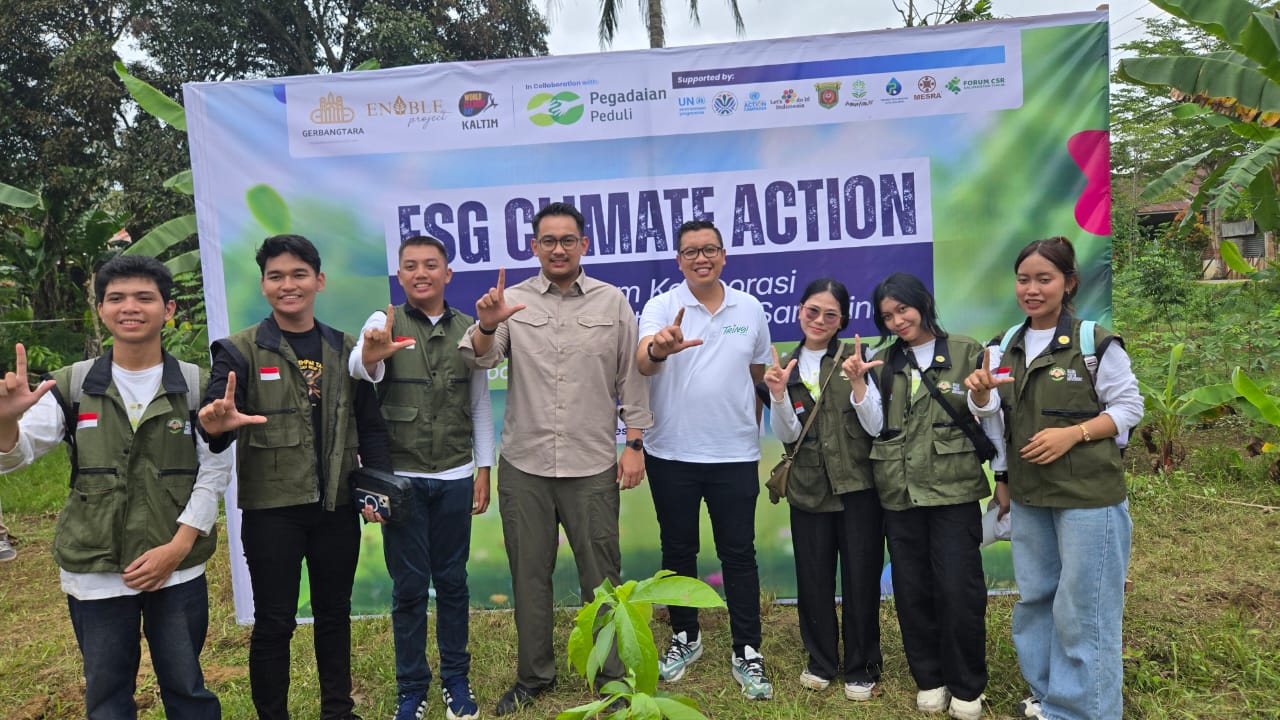 Pegadaian Perkuat Komitmen ESG Lewat Aksi Penghijauan di Desa Budaya Pampang